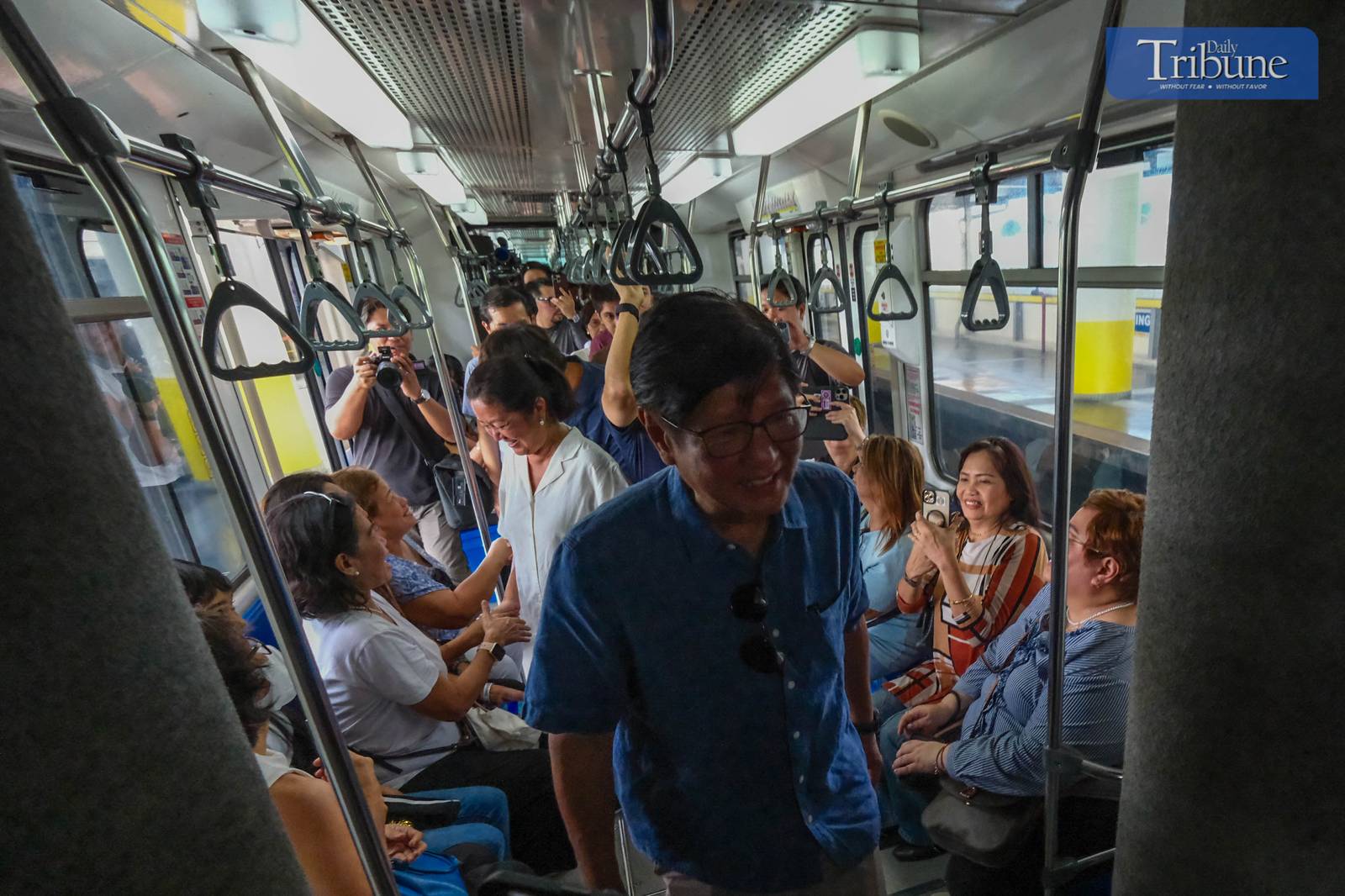 President Ferdinand R. Marcos Jr., along with the First Family, leads the official launch of the Family Fare 1+3 Promo for MRT-3 and LRT-2 at GMA-Kamuning Station in Quezon City on Sunday, 1 June 2025. Joining him are Transportation Secretary Vince Dizon, Presidential Communications Office Secretary Jay Ruiz, and other key officials. The President rode the train to North Avenue Station, where he interacted with commuters. The First Family also warmly engaged with passengers during the trip.