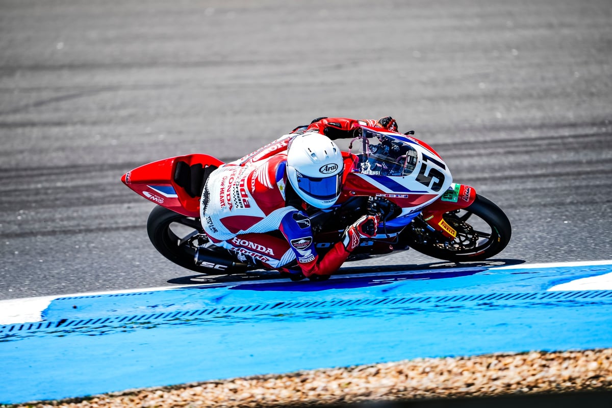 ALFONSI Daquigan leans in with precision during his European Talent Cup debut.