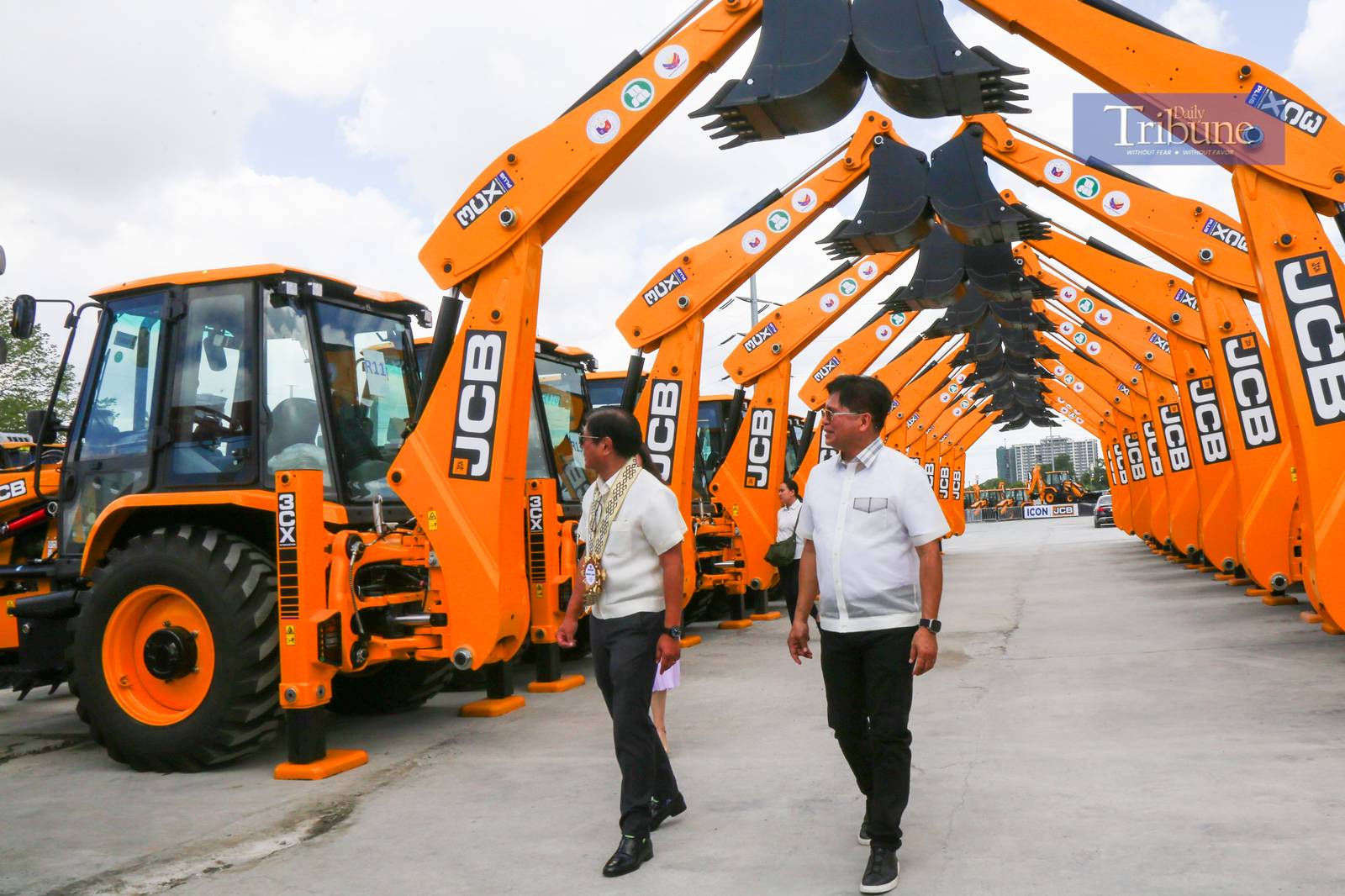 President Ferdinand Marcos Jr. leads the ceremonial turnover of 229 units of operations and maintenance equipment procured by the National Irrigation Administration (NIA) under its re-fleeting program, held in Barangay Wawa, Taguig City, on 2 June 2025. The initiative aims to modernize NIA’s fleet, improve operational efficiency, and support field operations.