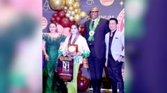Lynn Bautista receives Global Trends Business Leaders Award