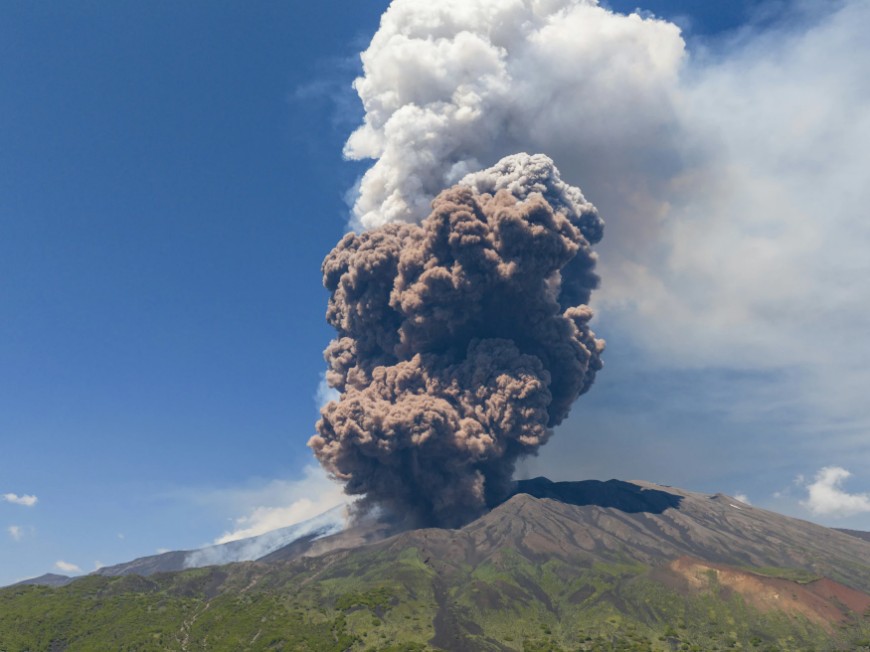 Italy’s Mount Etna erupts, spewing ash, gas, rock