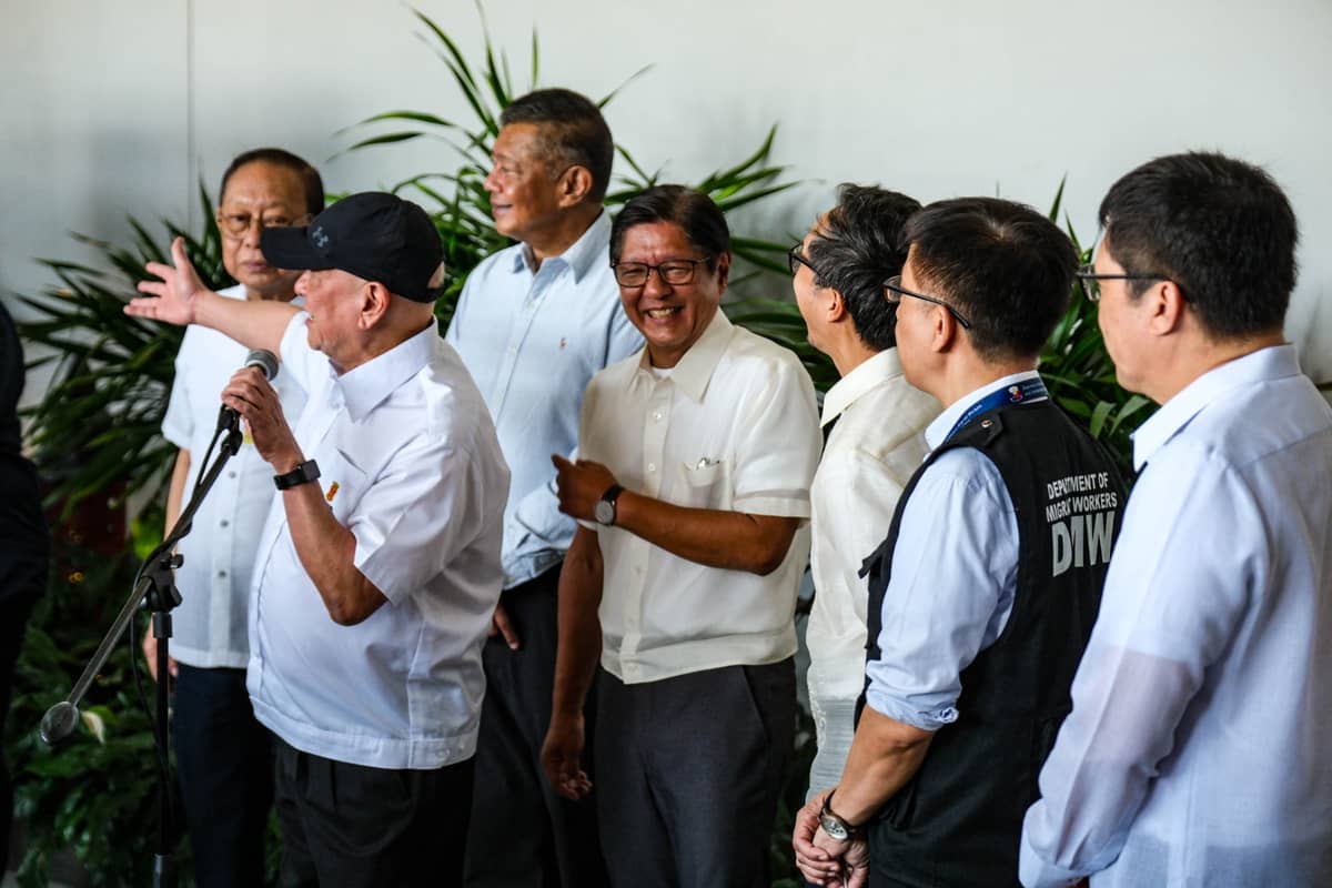 President Ferdinand R. Marcos Jr. inspects upgraded facilities at NAIA Terminal 3 in Pasay City on Tuesday, 3 June 2025, following the recent turnover of operations to the New NAIA Infrastructure Corporation (NNIC). Marcos received a briefing on NNIC’s initial accomplishments before touring key areas, including the Immigration Area, OFW Immigration Annex, OFW Lounge and Rest Area, TNVS bay, and Arrival curbside. He was joined by Transportation Secretary Vivencio B. Dizon, Migrant Workers Secretary Hans Leo J. Cacdac, OWWA Administrator Patricia Yvonne Caunan, and San Miguel Corporation President and CEO Ramon S. Ang.