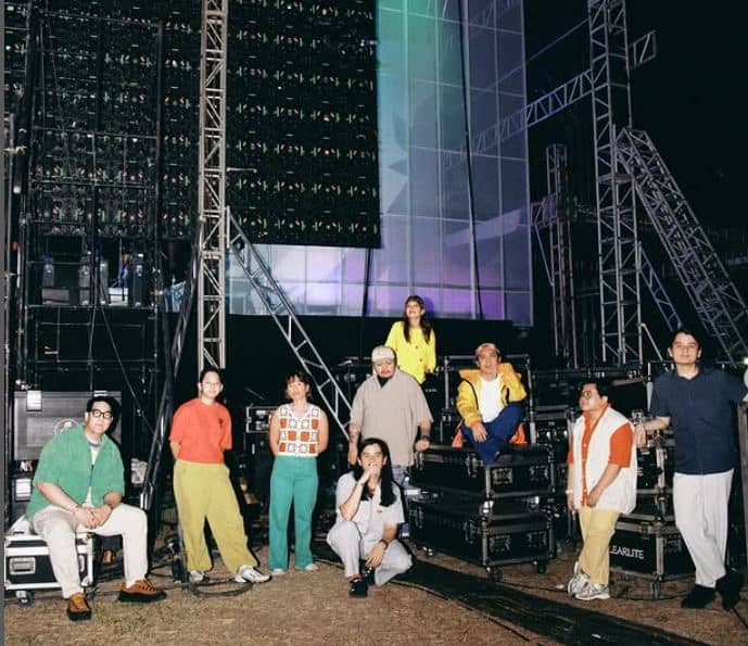 Filipino indie folk-pop band BEN & BEN.