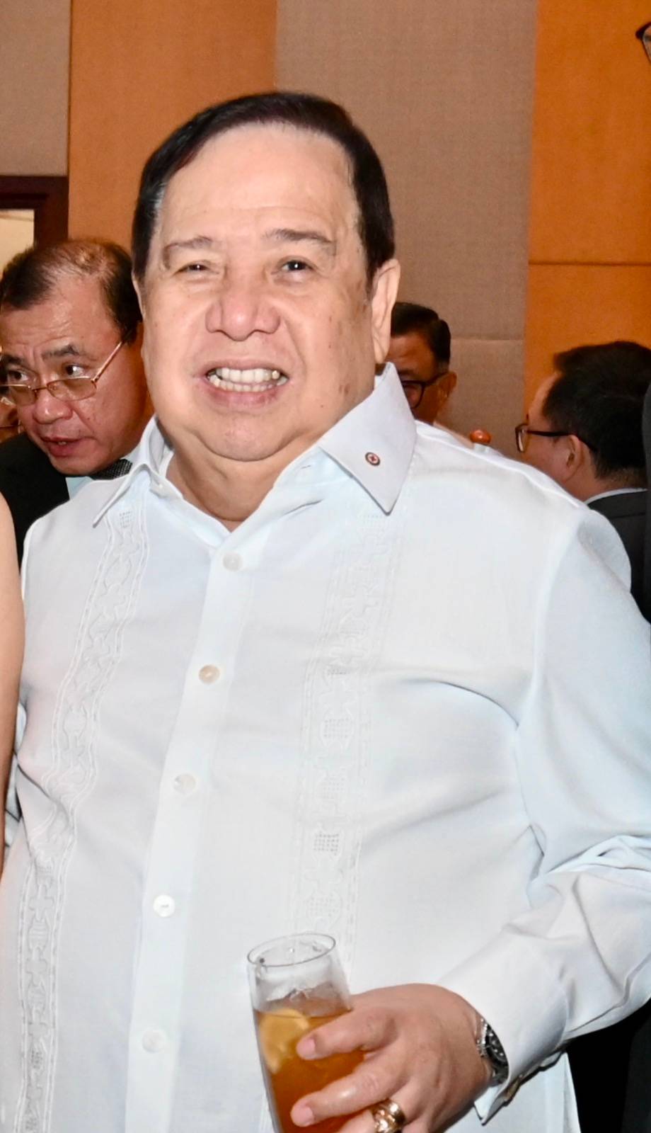 Former Senator Dick Gordon.