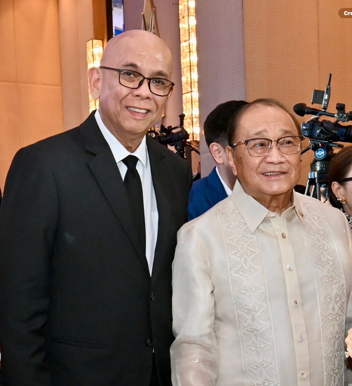 Roberto ‘Bobby’ Alvarez and Manny V. Pangilinan.