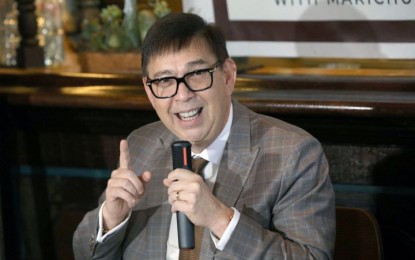 Mart operator hails stock trading tax cut