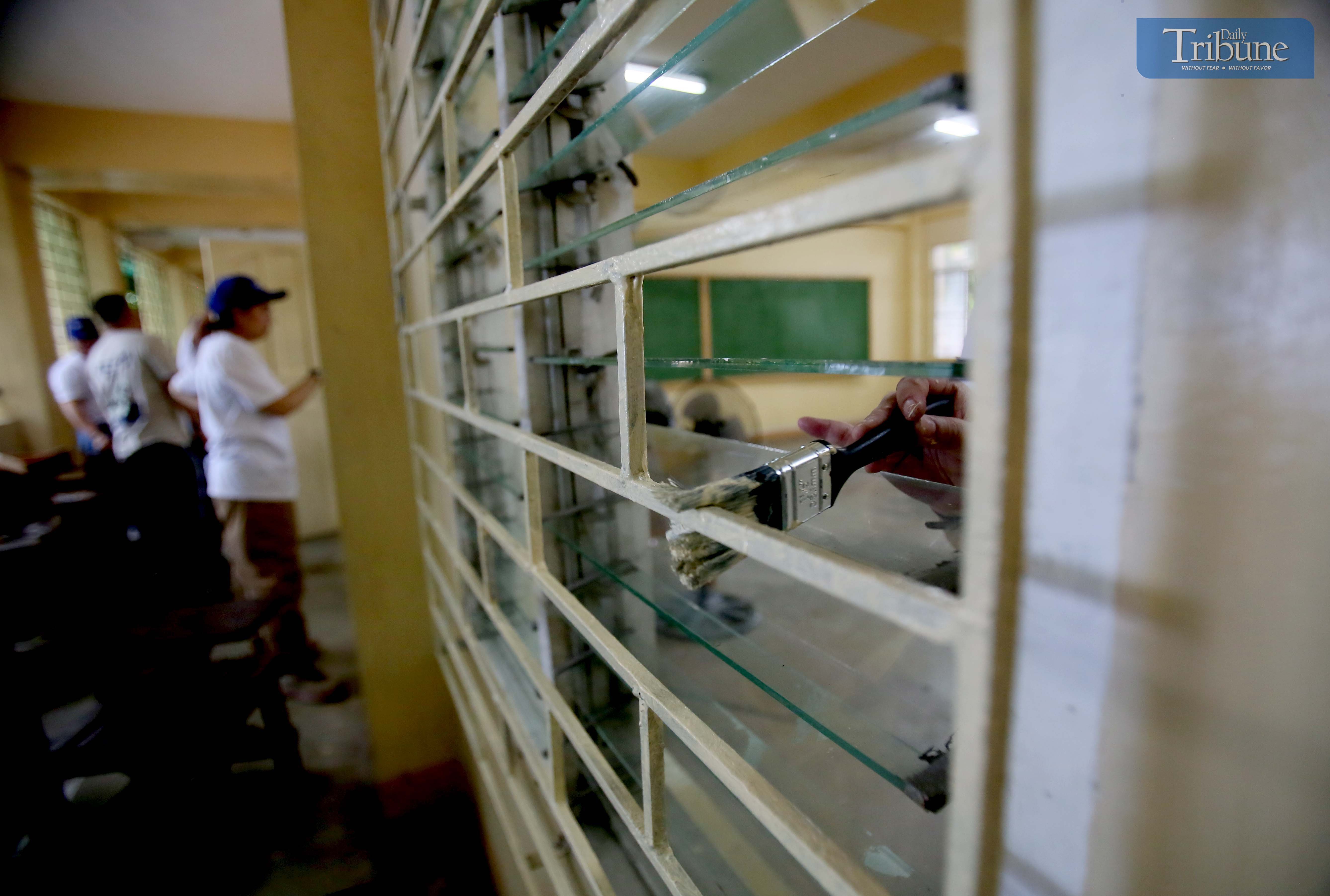 ACT urges higher pay, more classrooms
