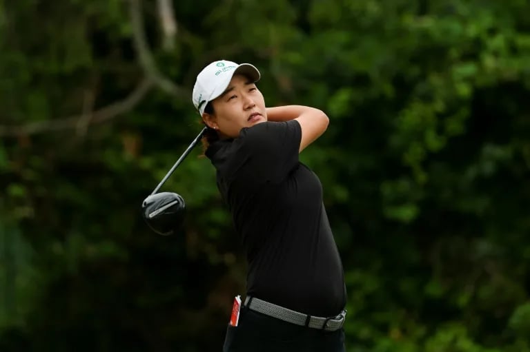 Lee seizes solo lead at LPGA Shoprite Classic