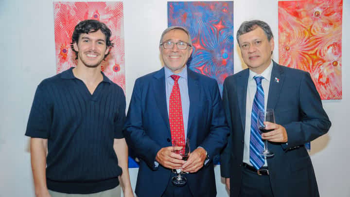 Artist Luca Martini, Argentine Ambassador Ricardo Bocalandro and Panamanian Ambassador Eduardo Young Virzi.