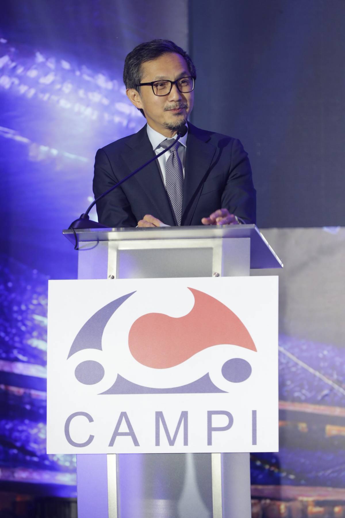 TRANSPORTATION Secretary Vince Dizon delivers a keynote message during CAMPI’s 30th anniversary, emphasizing continued collaboration in advancing Philippine mobility.
