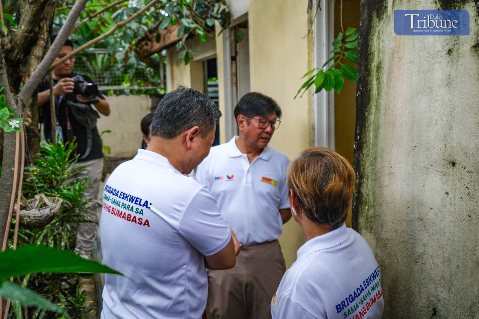 President Ferdinand R. Marcos Jr. leads Brigada Eskwela 2025 on 9 June at Barihan Elementary School in Malolos City, Bulacan. As part of the nationwide school maintenance program, he inspected classrooms, personally installed a blackboard as a symbolic gesture, and engaged with teachers and students. Joining him were Education Secretary Sonny Angara, his son Vinnie Marcos, Communications Secretary Jay Ruiz, and local officials.