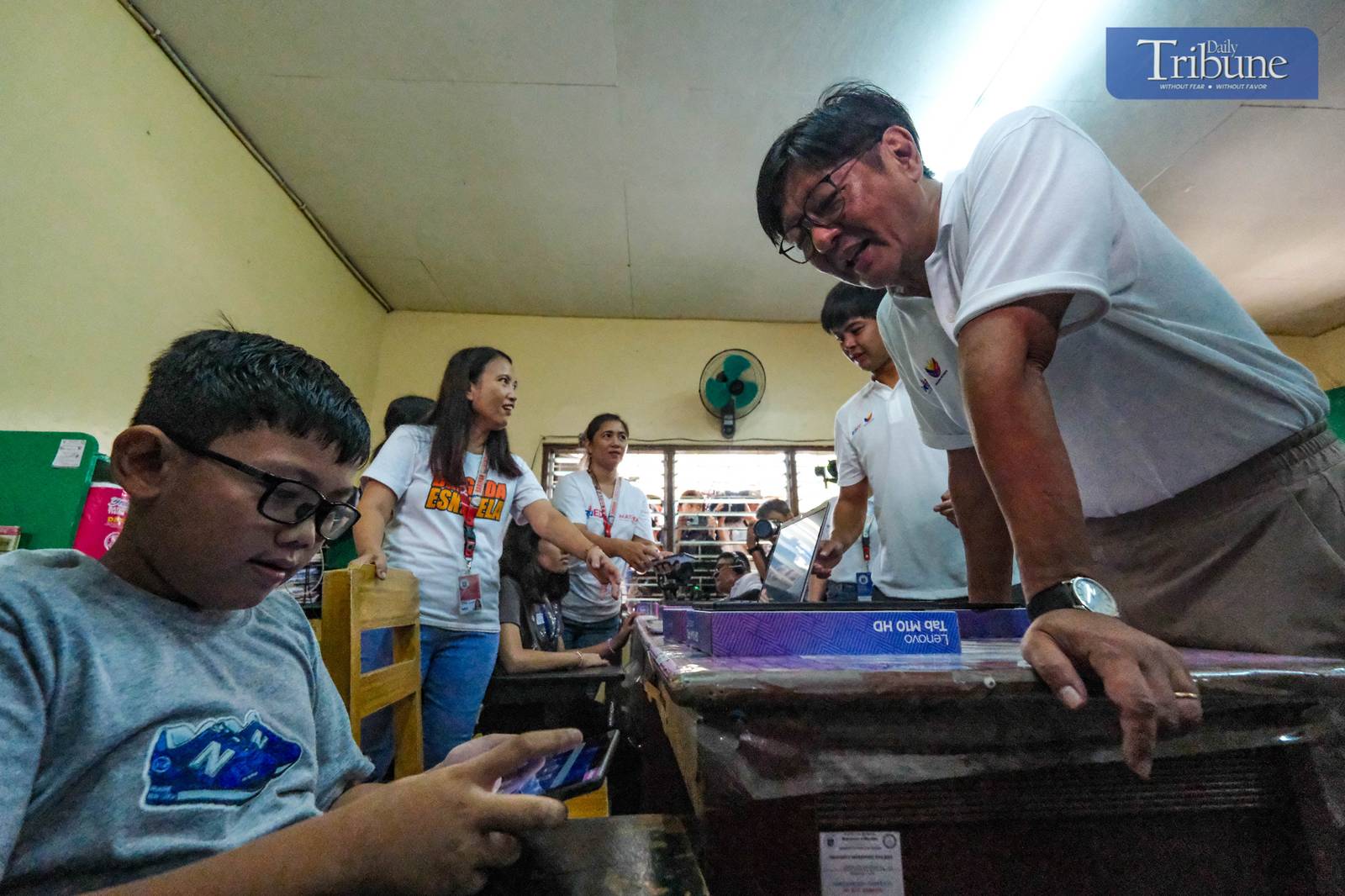 President Ferdinand R. Marcos Jr. leads Brigada Eskwela 2025 on 9 June at Barihan Elementary School in Malolos City, Bulacan. As part of the nationwide school maintenance program, he inspected classrooms, personally installed a blackboard as a symbolic gesture, and engaged with teachers and students. Joining him were Education Secretary Sonny Angara, his son Vinnie Marcos, Communications Secretary Jay Ruiz, and local officials.