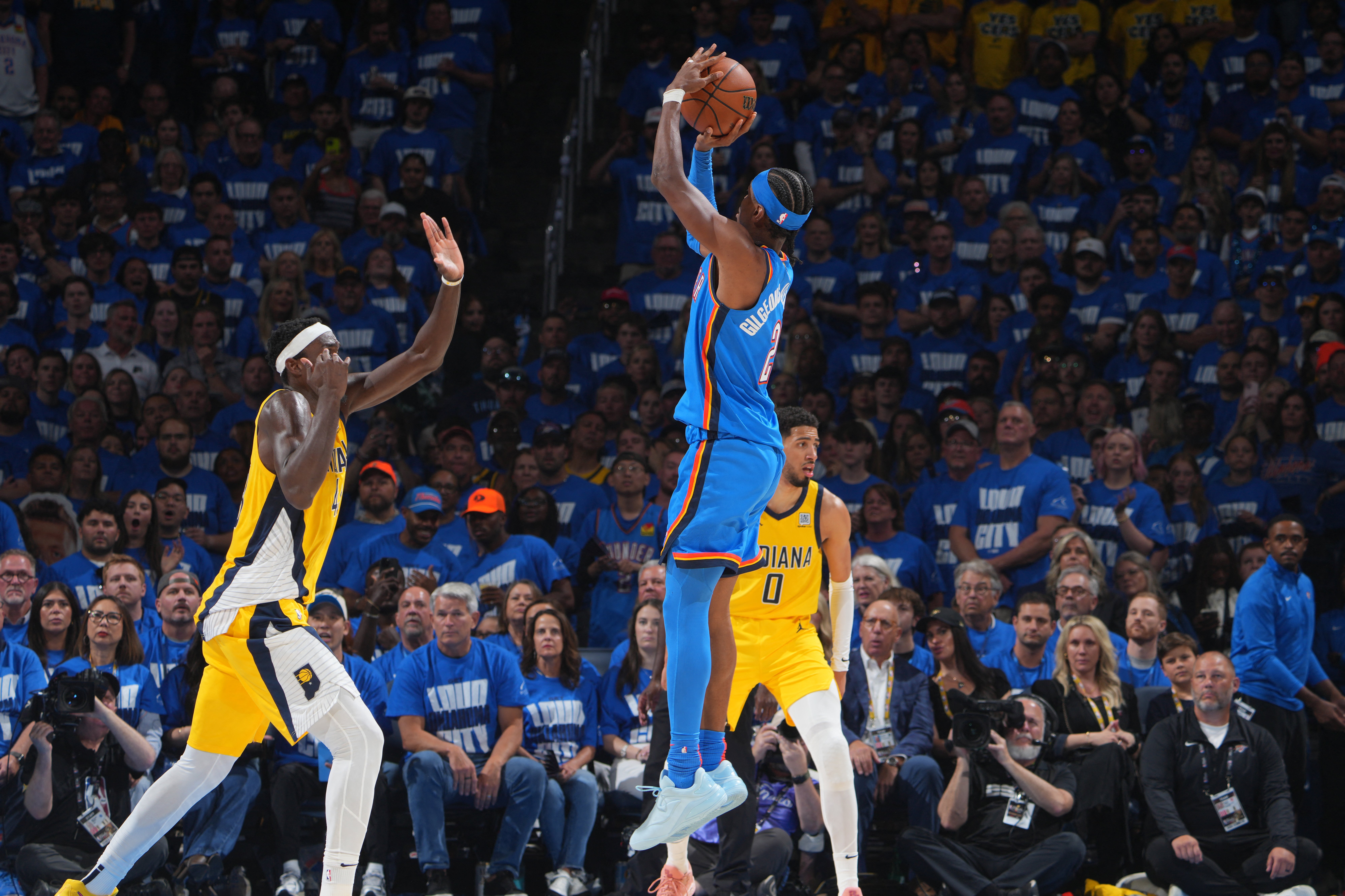 Thunder power past Pacers to level NBA Finals