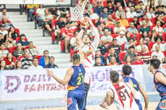 Race for quarterfinal incentives
heats up