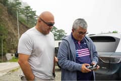 King Panda, alongside former COMELEC Commissioner Gregorio “Goyo” Larazabal, embarked on an extraordinary expedition: conquering the daunting mountain passes of Sagada