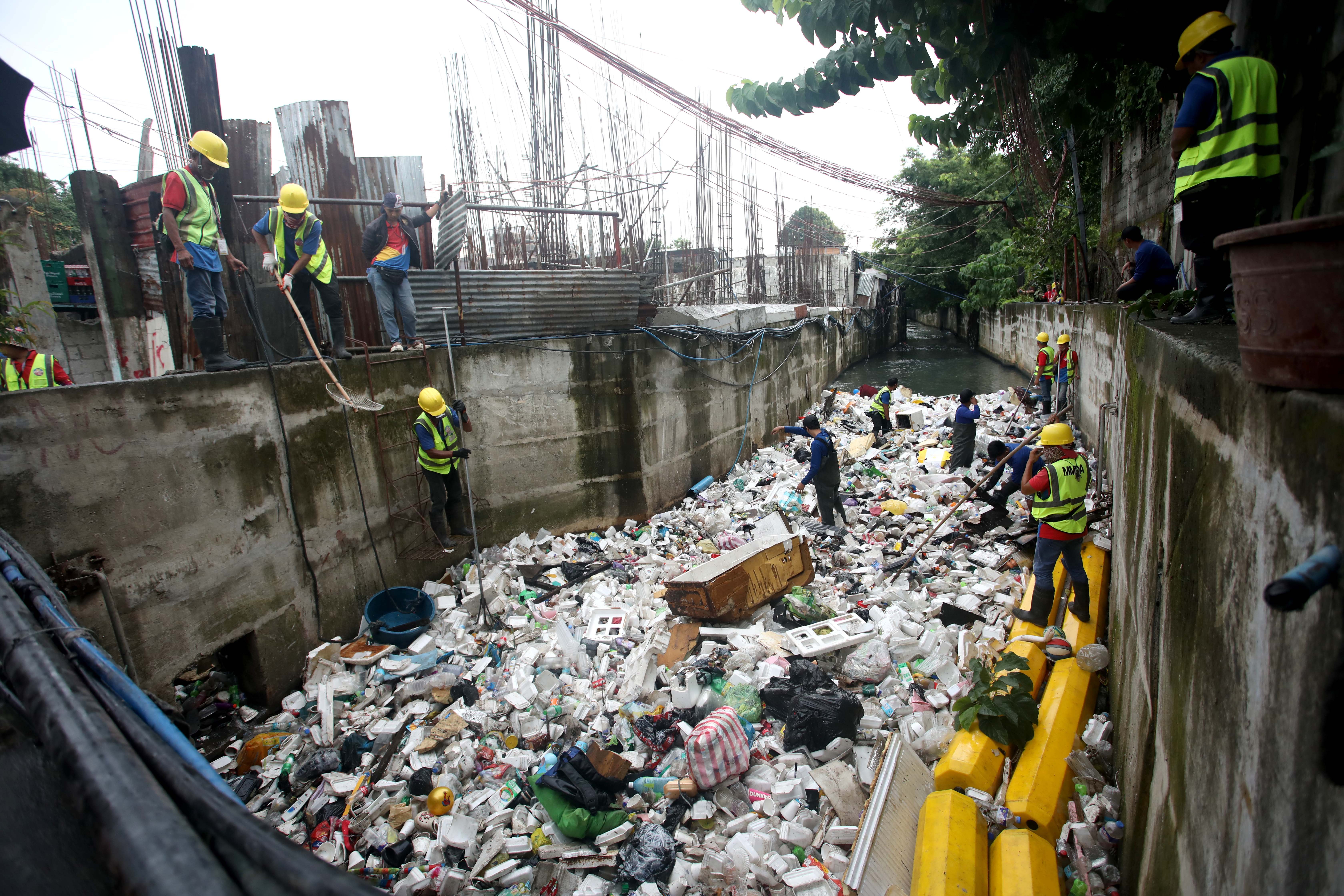 Maligaya Creek yields 48 tons of trash