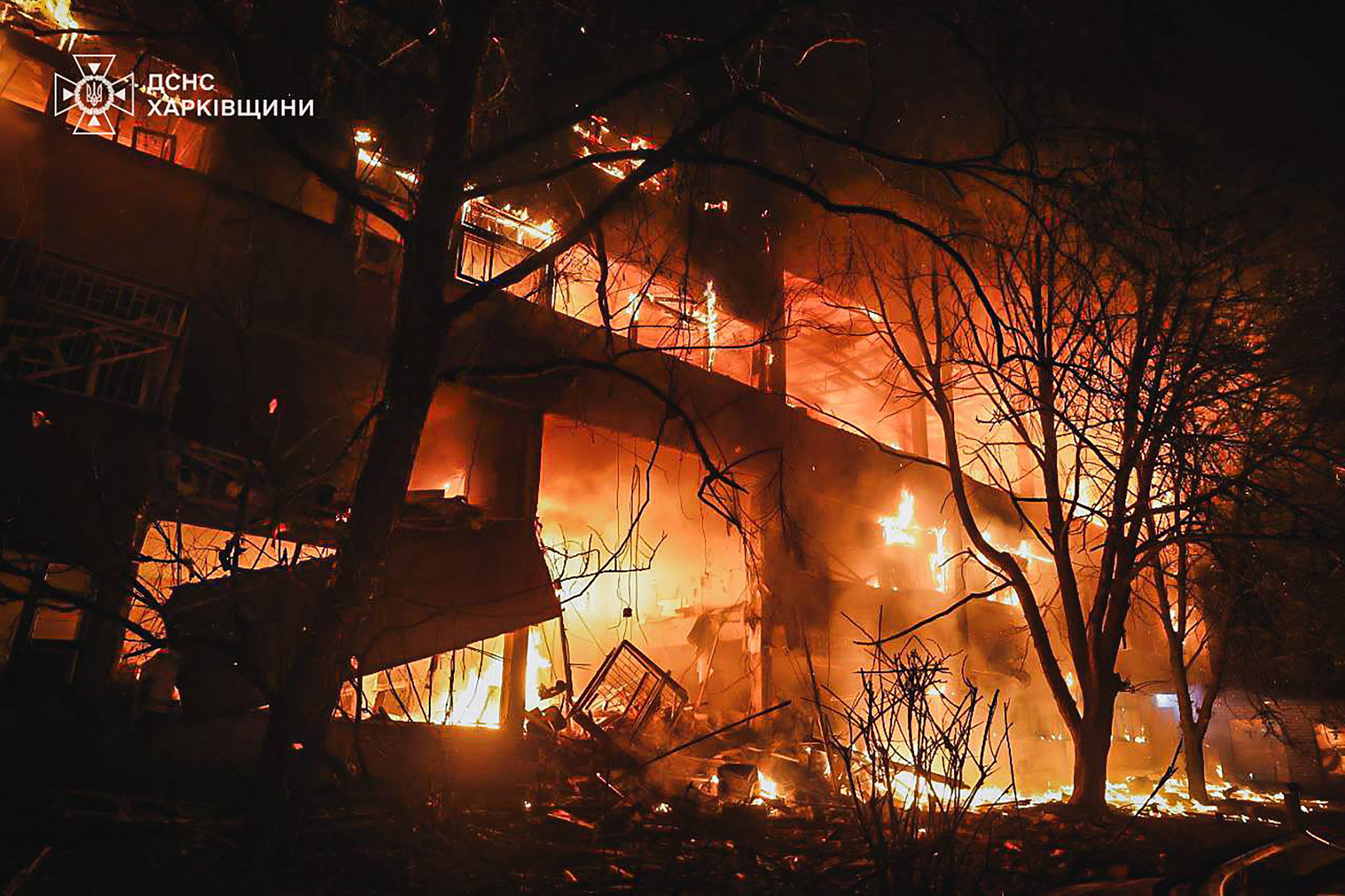 Russia launches deadly strike on Kharkiv