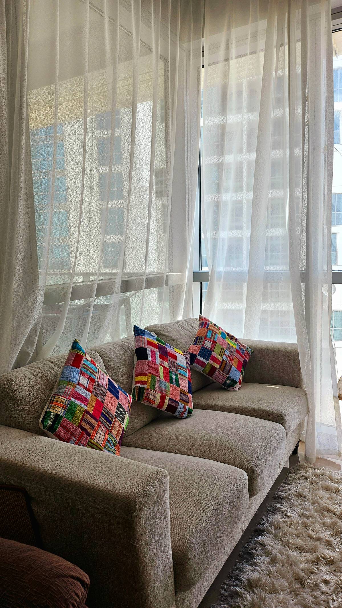 Throw pillows.