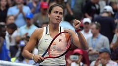 Navarro survives,
reaches Queen’s QF