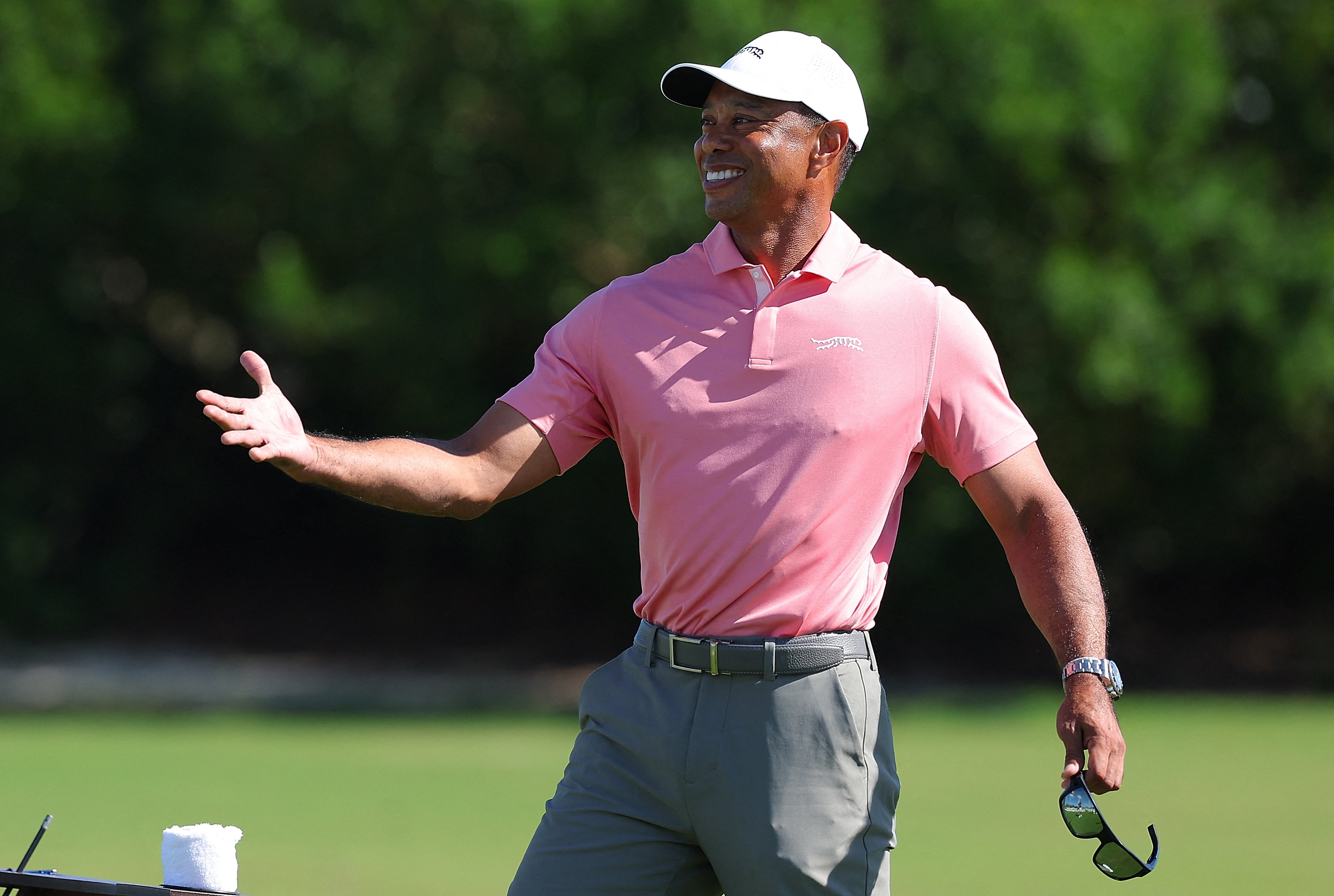 Woods warns golfers about Oakmont