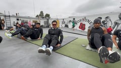 Pacquiao conducts rare boxing clinic