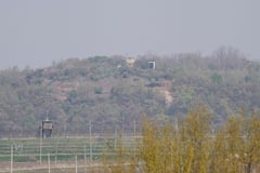 Noise detente on Korean peninsula as eerie broadcasts end