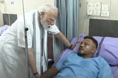 Miracle: one passenger reportedly survived India plane crash