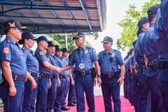Torre backs faster police action