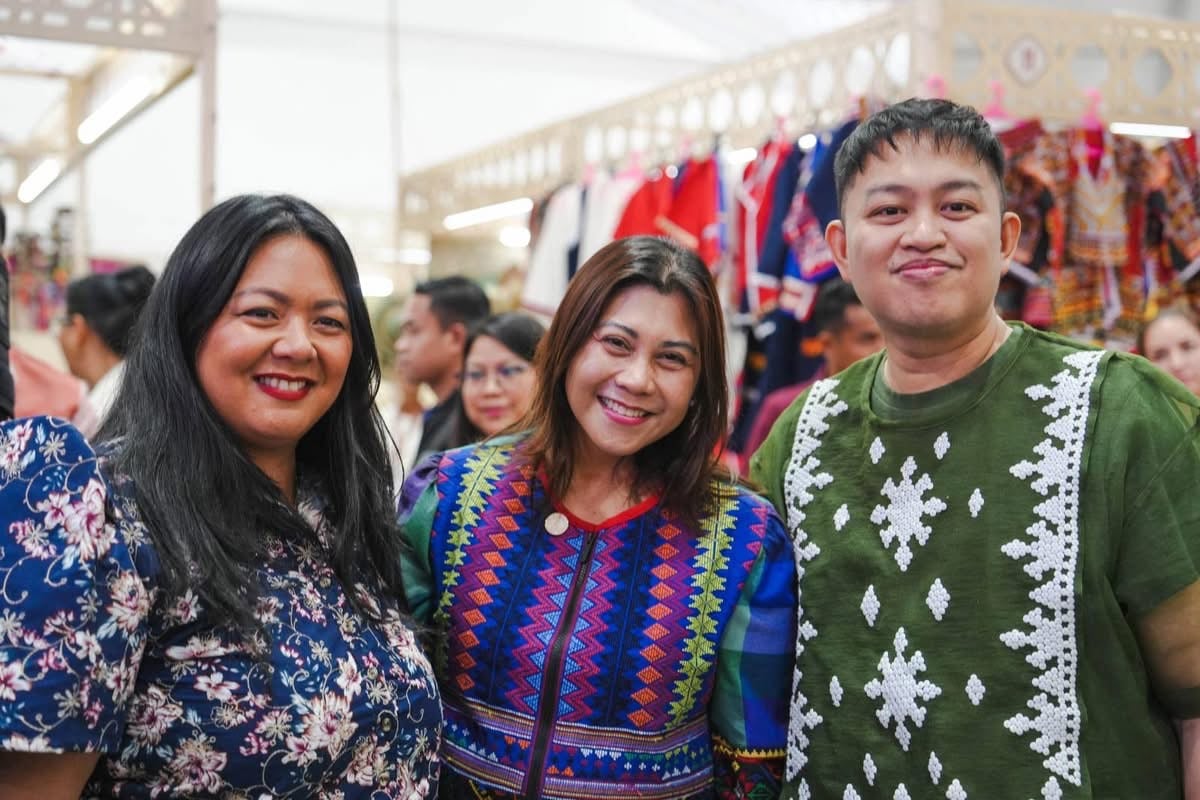 ALL smiles for Likha 4.