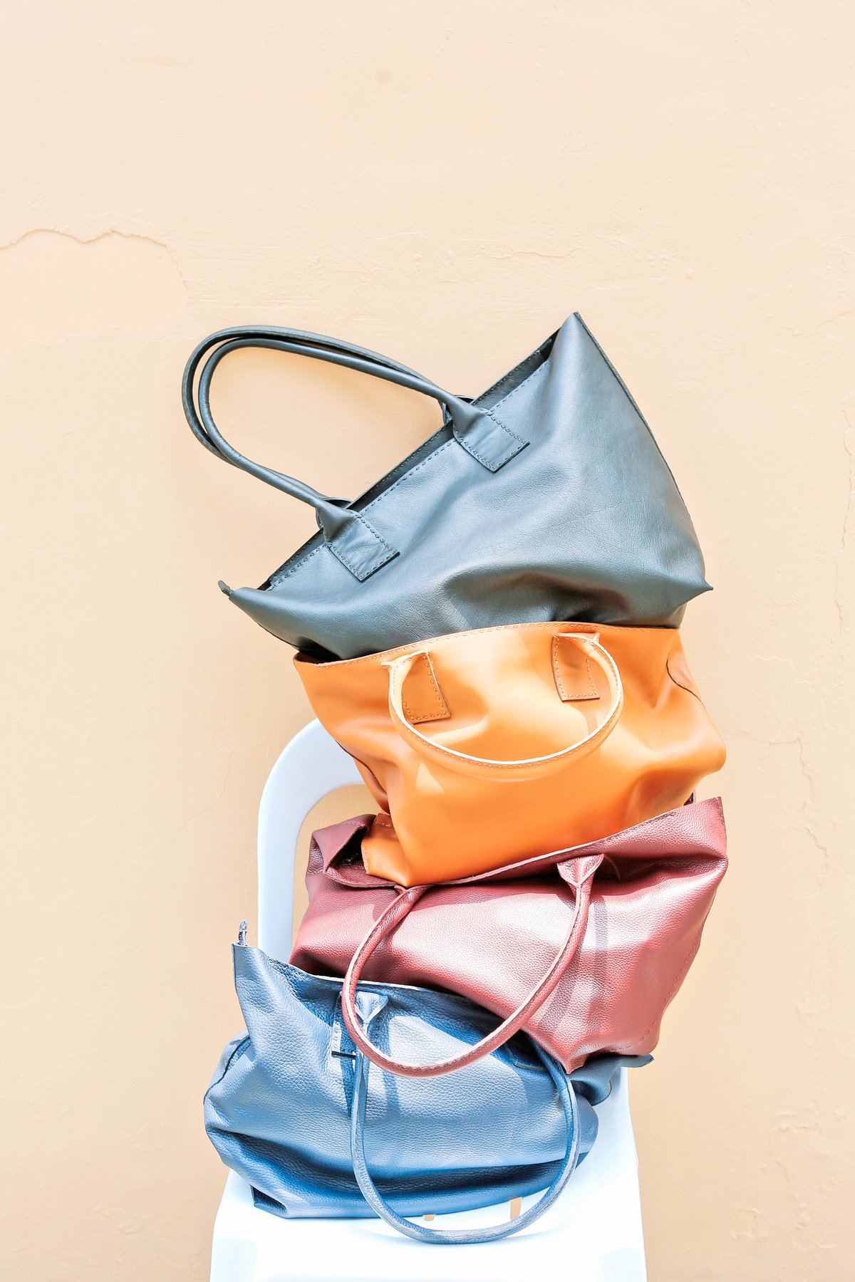 H Tote