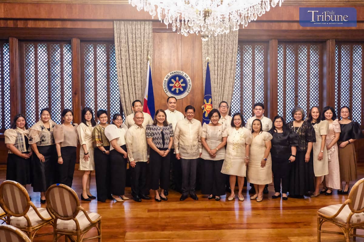 President Ferdinand R. Marcos Jr. with CHED officials during the launch of the Implementing Rules and Regulations (IRR) of the Expanded Tertiary Education Equivalency and Accreditation Program (ETEEAP) Act at the President’s Hall in Malacañang Palace on 17 June 2025.