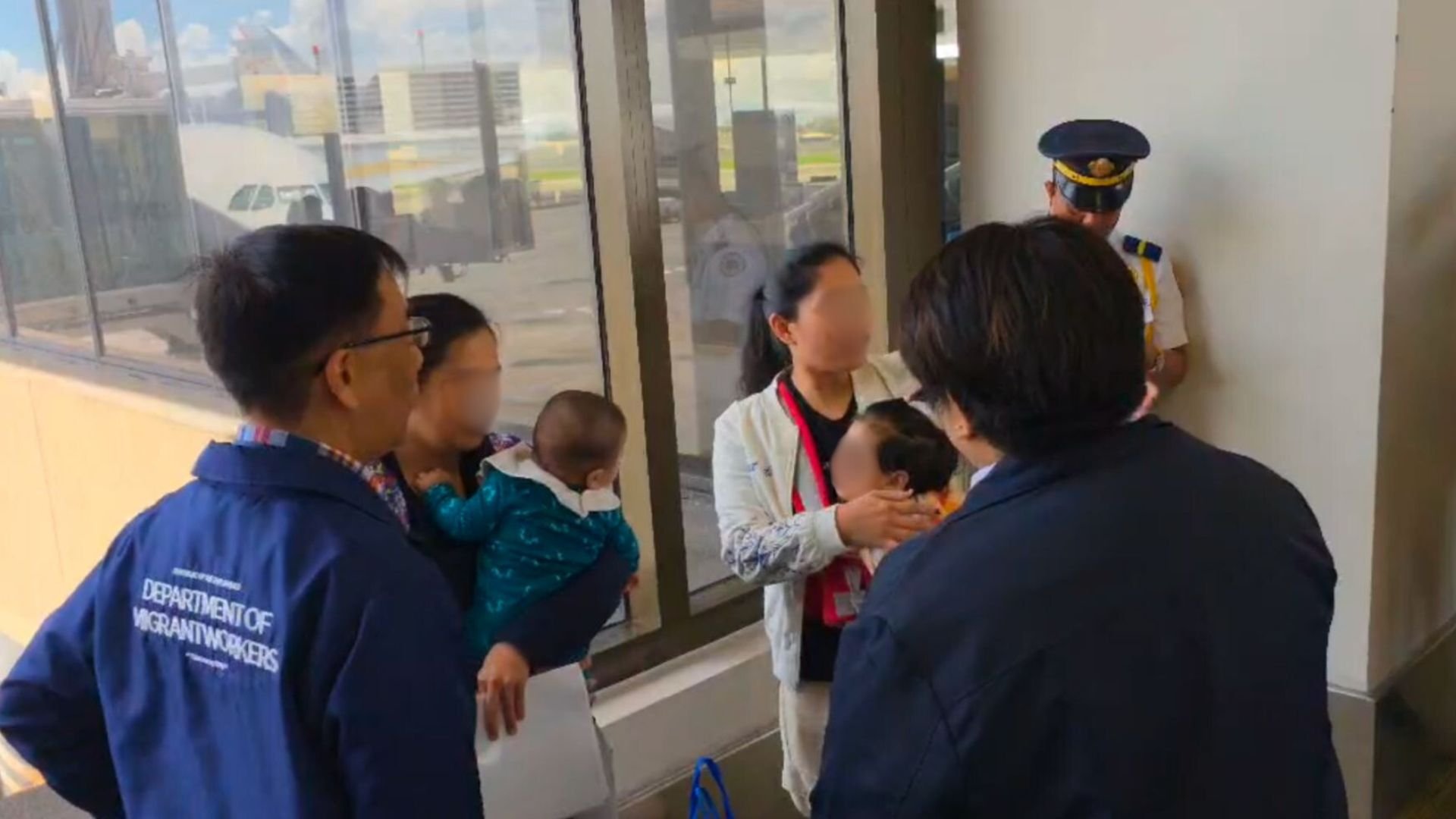 Filipino mothers, undocumented children repatriated from UAE
