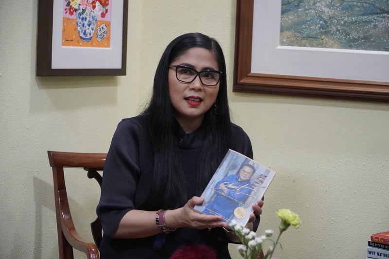 Riza Hansen: On publishing Chavit's legacy
