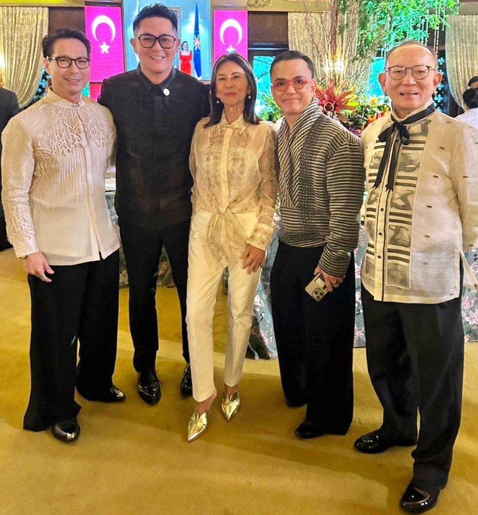 Fashion force Francis Libiran, Michael Leyva, Lulu Tan Gan, Jun Escario and Philip Rodriguez.