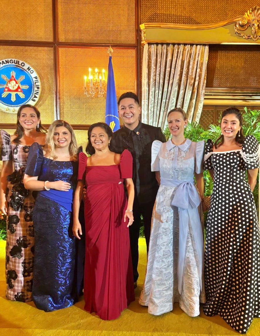 Michael Leyva (fourth from left) and his muses. Social Secretary Bianca Zobel, Israeli Deputy Ambassador H.E. Ester Buzgan, First Lady Liza Araneta-Marcos, Swedish Ambassador Anna Pernilla Ferry and Social Secretary Dina Tantoco.