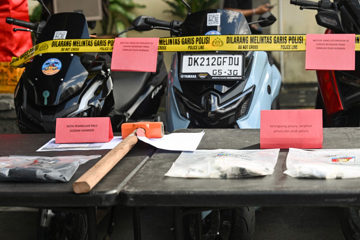 Suspects in Bali murder all Australian, face death penalty