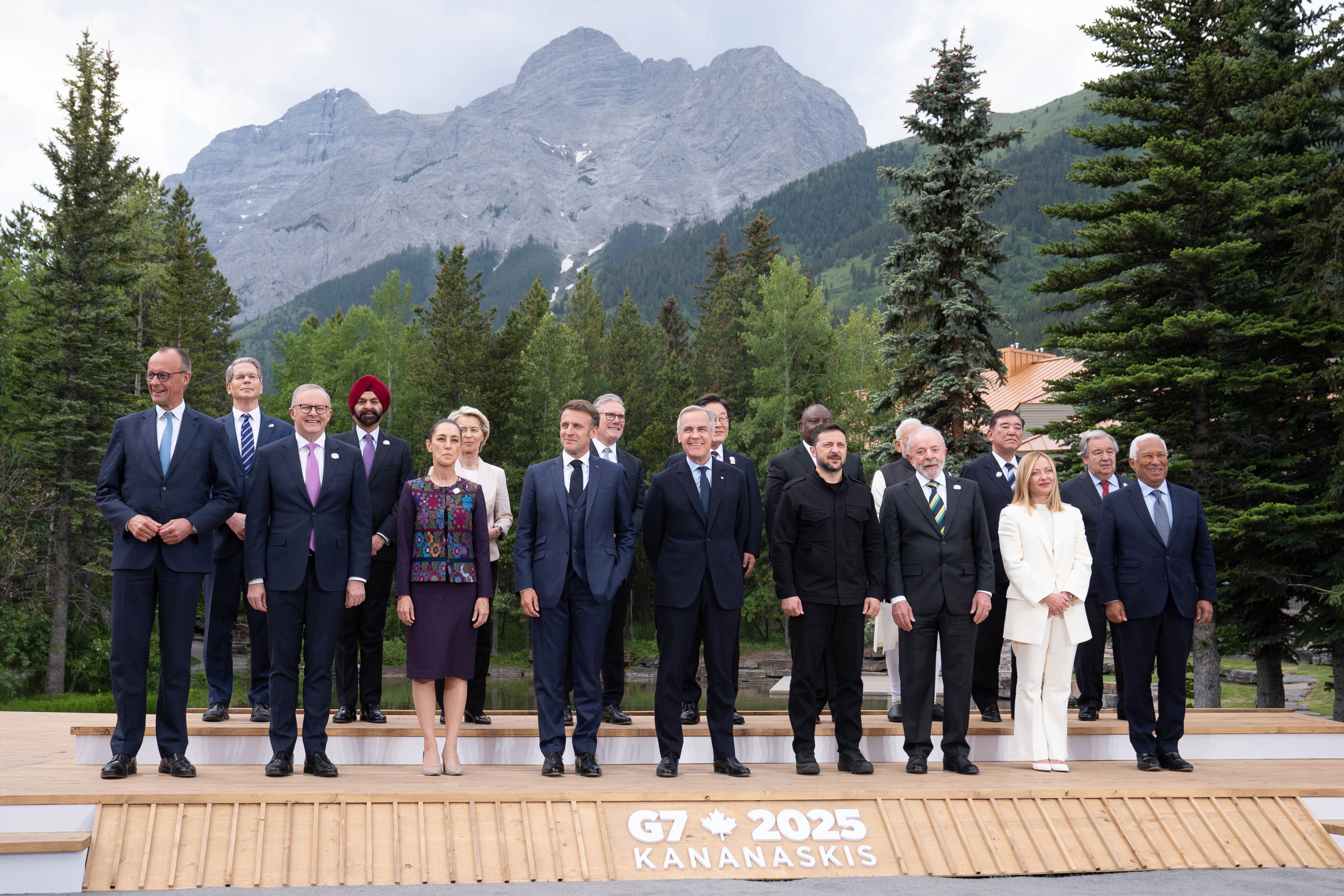 G7 summit rallies behind Ukraine 
