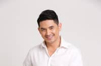 AHRON Villena goes back to work he loves best: acting in a teleserye