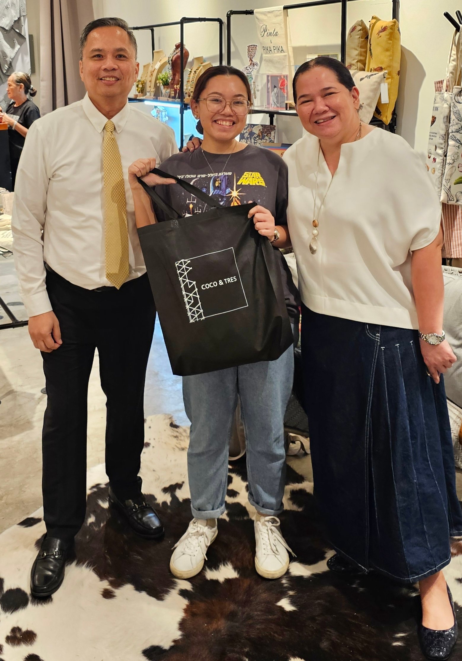 Gerry, Bea and Tanya Llamas.