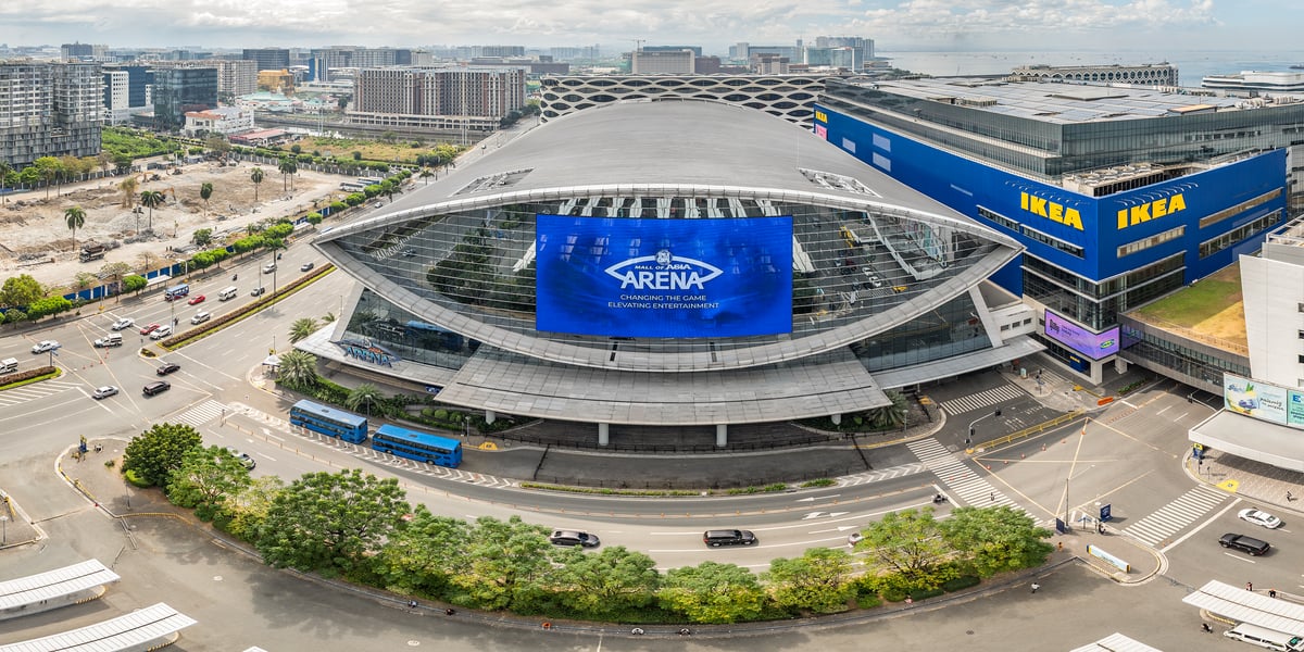 MoA model proves SM more than malls