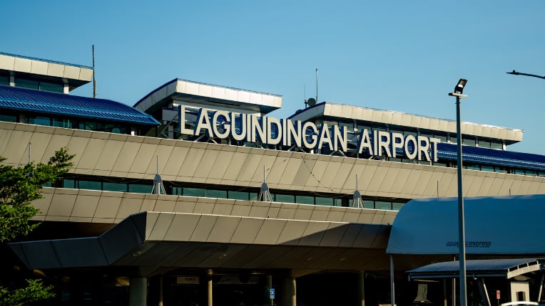 300 flights dash thru Laguindingan   airport