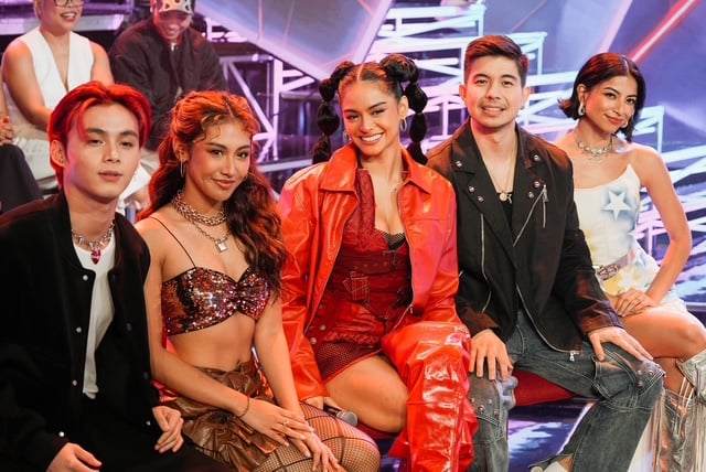 Celebrity dance showdown takes centerstage