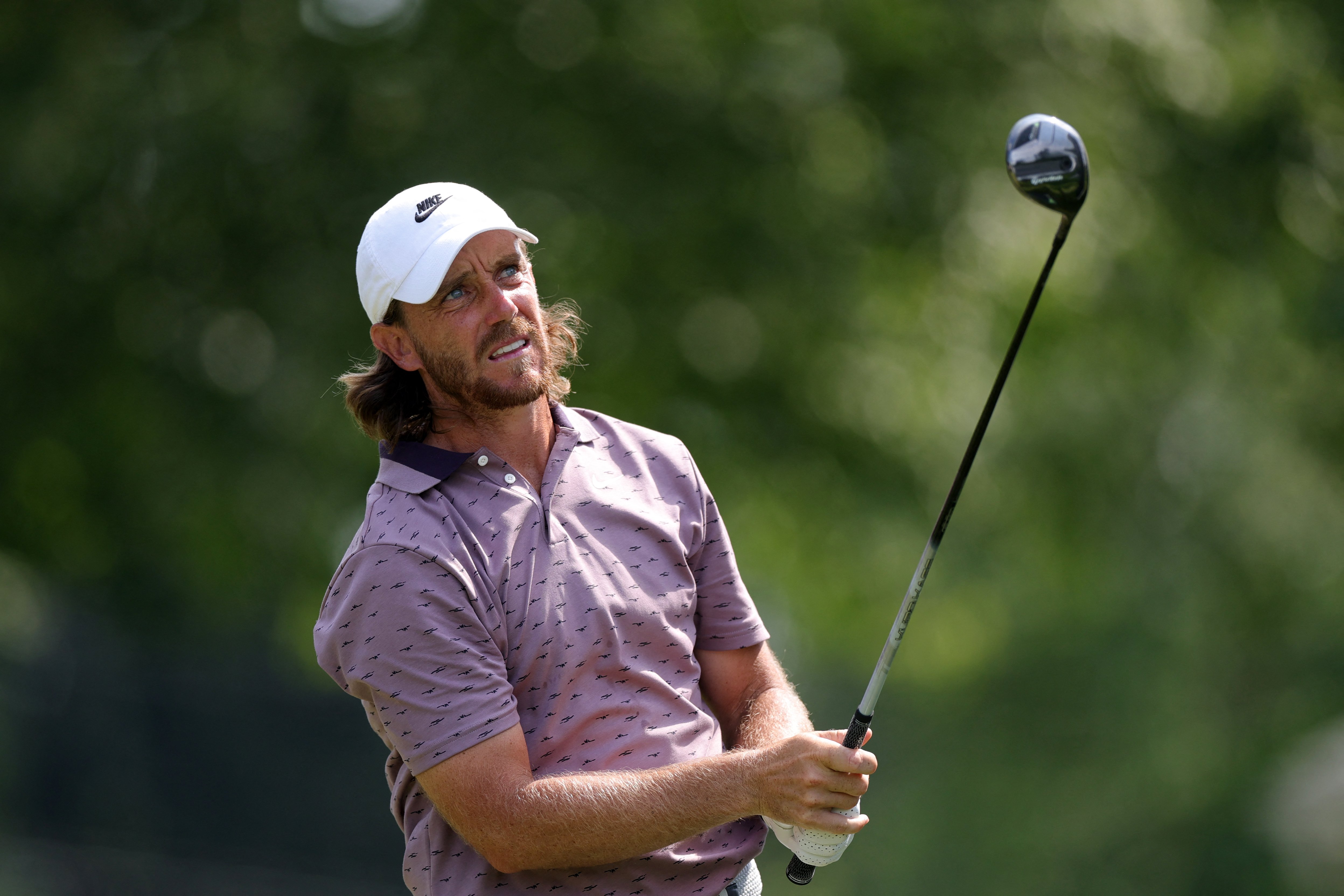 Fleetwood seizes 3-shot lead  