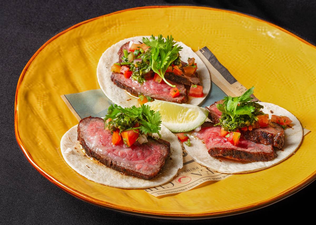 Canadian AAA Chuck Flap Carne Asada 'Tacito.'