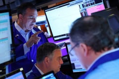 US stocks rally as crude prices fall sharply