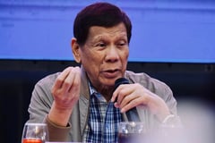 ICC prosecutor says Duterte a flight risk