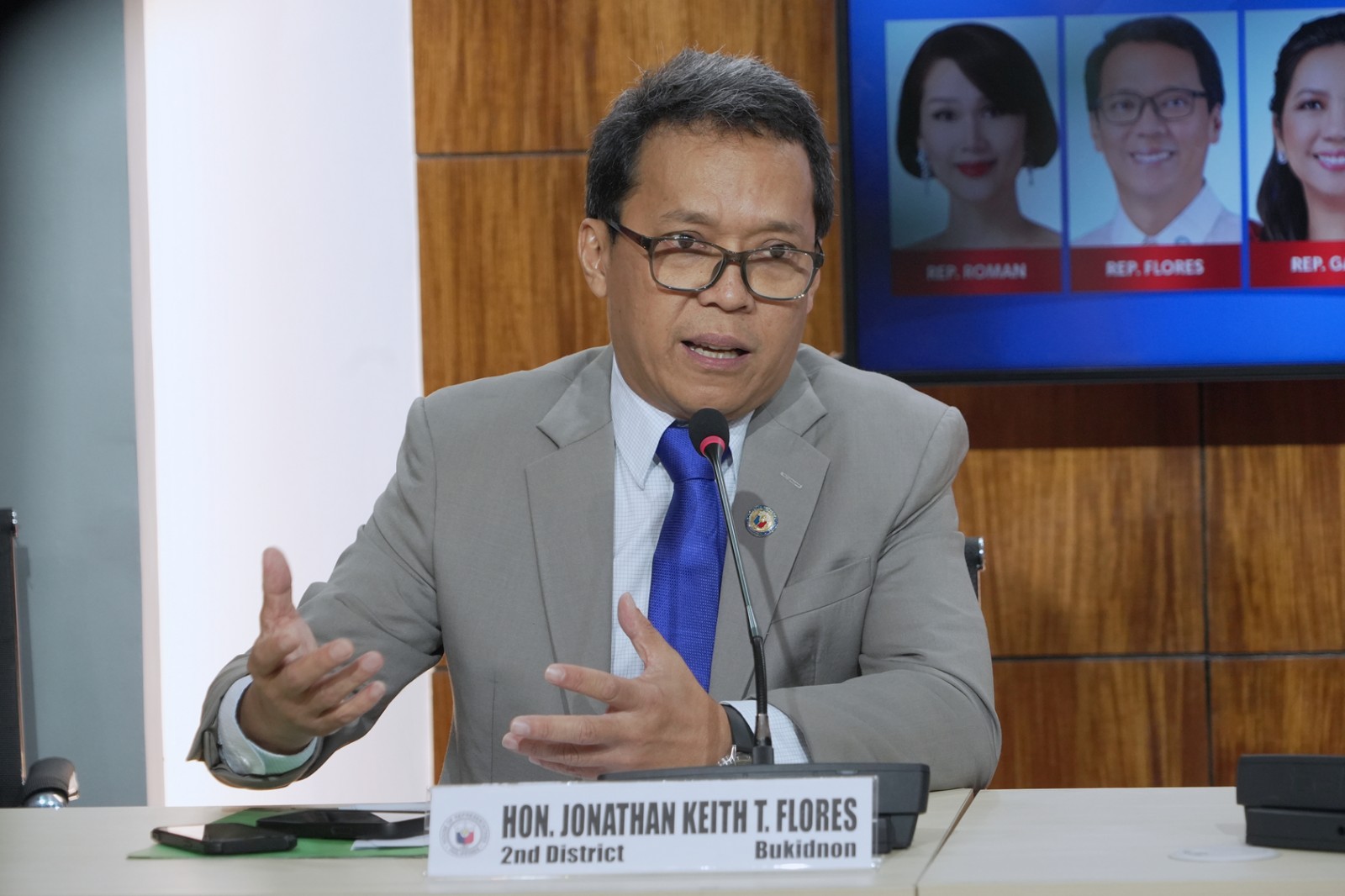 Solon cites impeachment exemption in bank secrecy law

