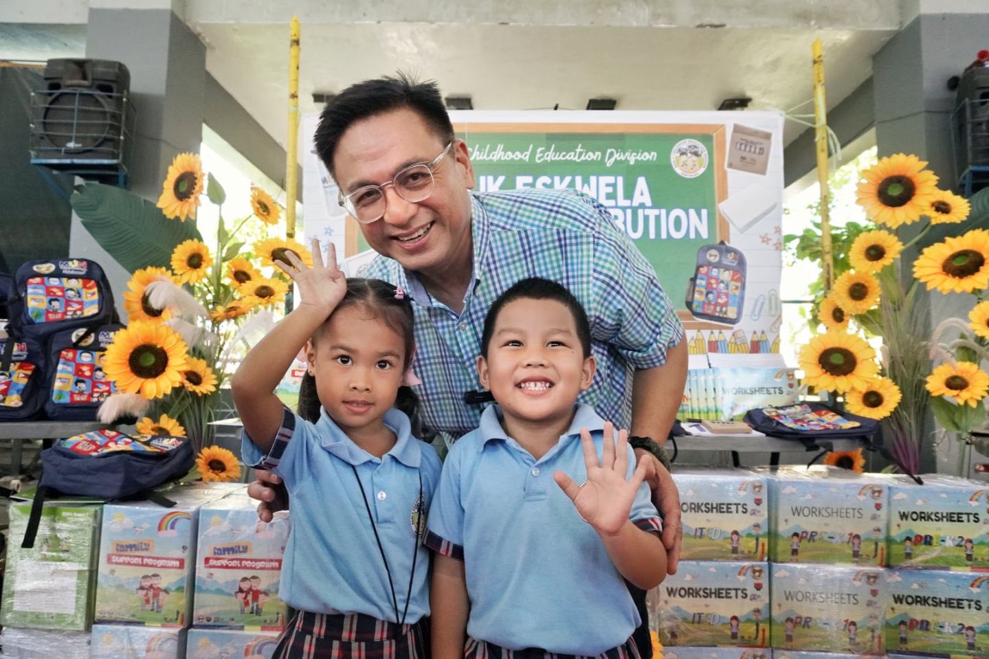Biazon kicks off school supply drive for ECED learners