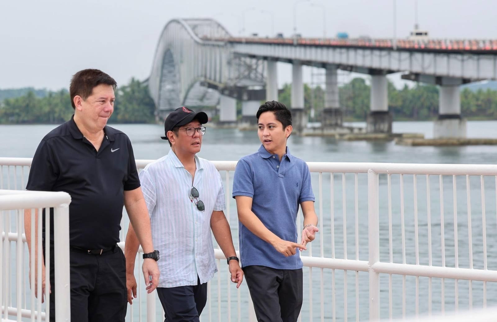 Marcos honors Filipino seafarers for skills, silent endurance
