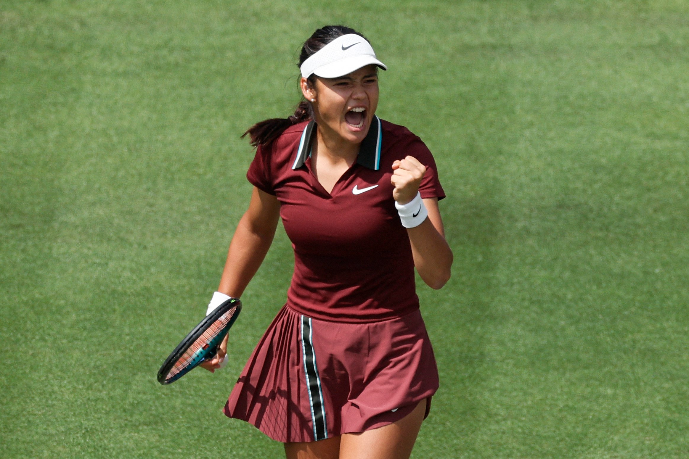 Raducanu makes Eastbourne exit